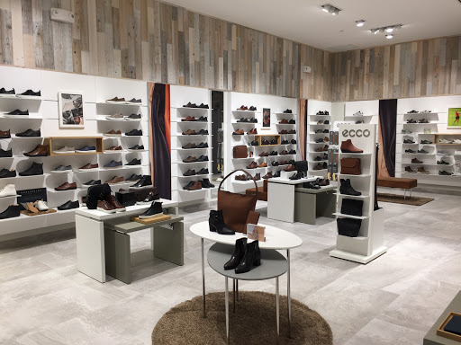 ECCO UNIVERSITY TOWNE CEN Gallery - United States