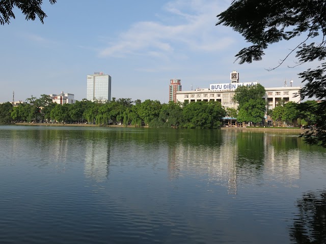 Hoan Kiem Lake Park