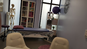 Photo n°1 de Ostéopathe Limeil Brevannes - Marion PERREAU à Limeil-Brévannes (Cabinet de remise en place des os)