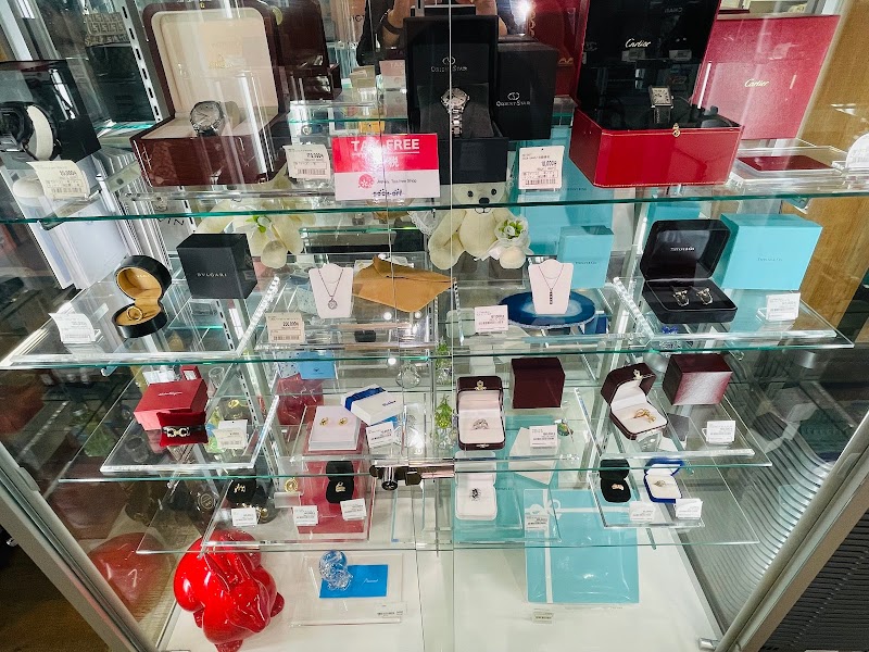 Rehello by BOOKOFF 田町駅西口店