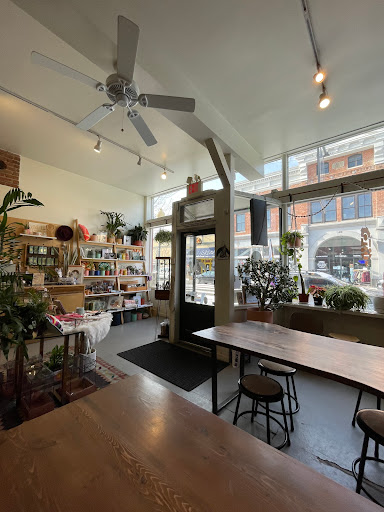 Howl Mercantile & Coffee - Thumbnail