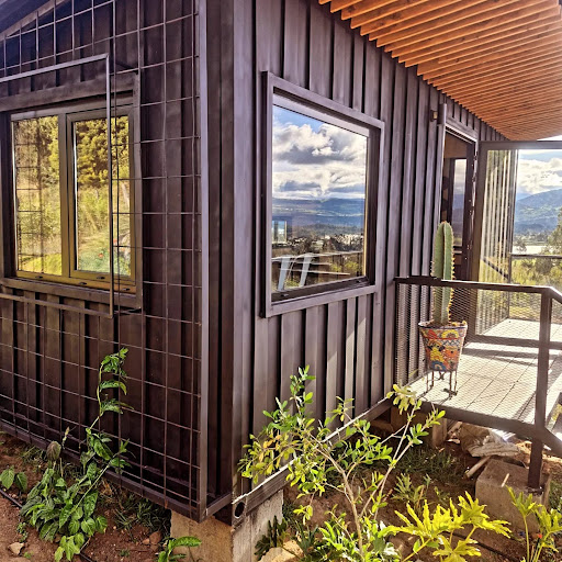 Vive Rela / Tiny Houses