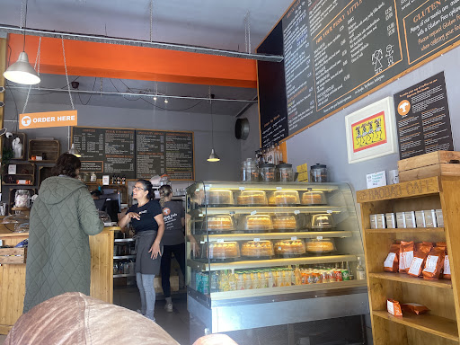 Baobab Cafe - Visual