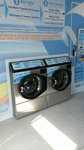Crazy wash lavanderia self service