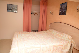 Photo n°8 de Résidence Les Lys à Châtel-Guyon (Complexe d'appartements meublés)