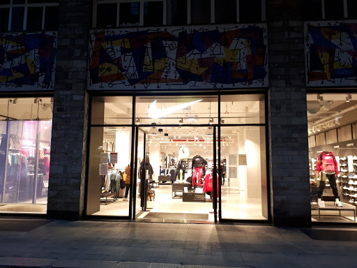 Nike Store Bari - Visual