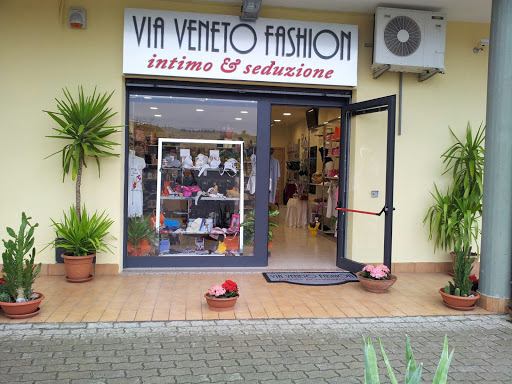 Via Veneto Fashion