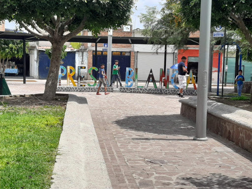 Principal de Presa Blanca Garden