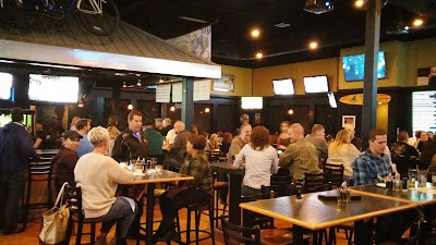 Photos of Monelli's Italian Grill & Sports Bar