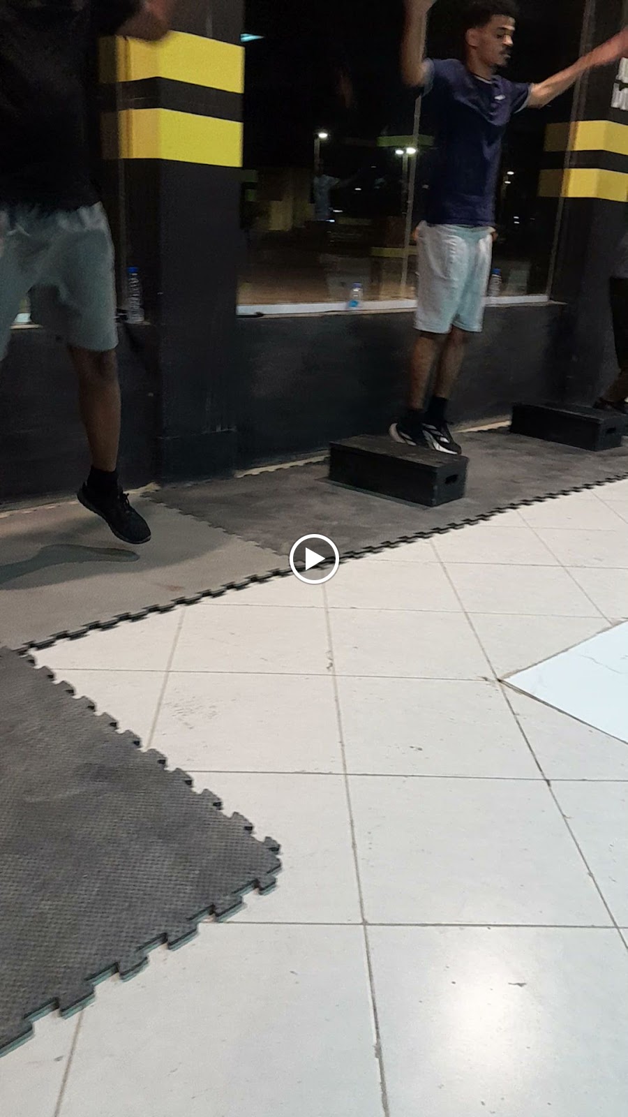 LA Fitnesss - صورة 2