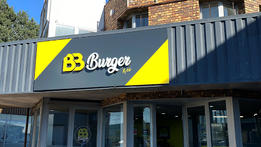 Photo 4 - Burger'kar
