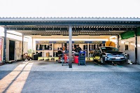 ビーライン 空港南店