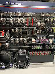 Photo n°12 de MONDOVELO Romans à Saint-Paul-lès-Romans (Magasin d'articles de sports)