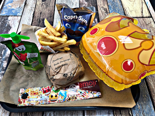 Photo 5 - Ceasar burger