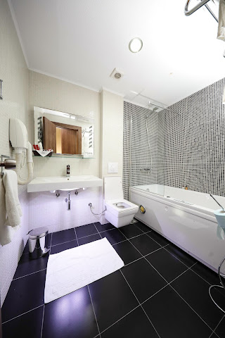 Hotel Çarshia e Jupave by null