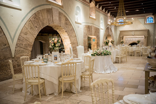 Castello Monaci - Visual