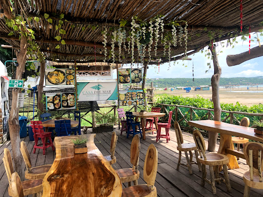 Casa Del Mar Seafood & Drinks Lounge