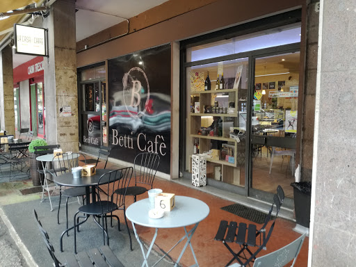 Betti Café Apericena Gallery - Italy