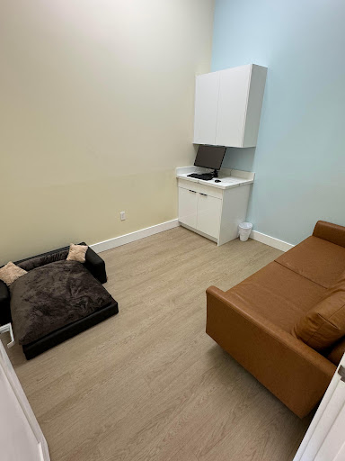 Toptails Veterinary Clinic Gallery - United States