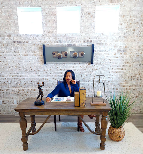 Aisha Hobbs - Realtor - Thumbnail