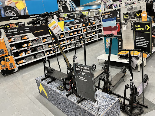 Halfords - Wrexham - Visual