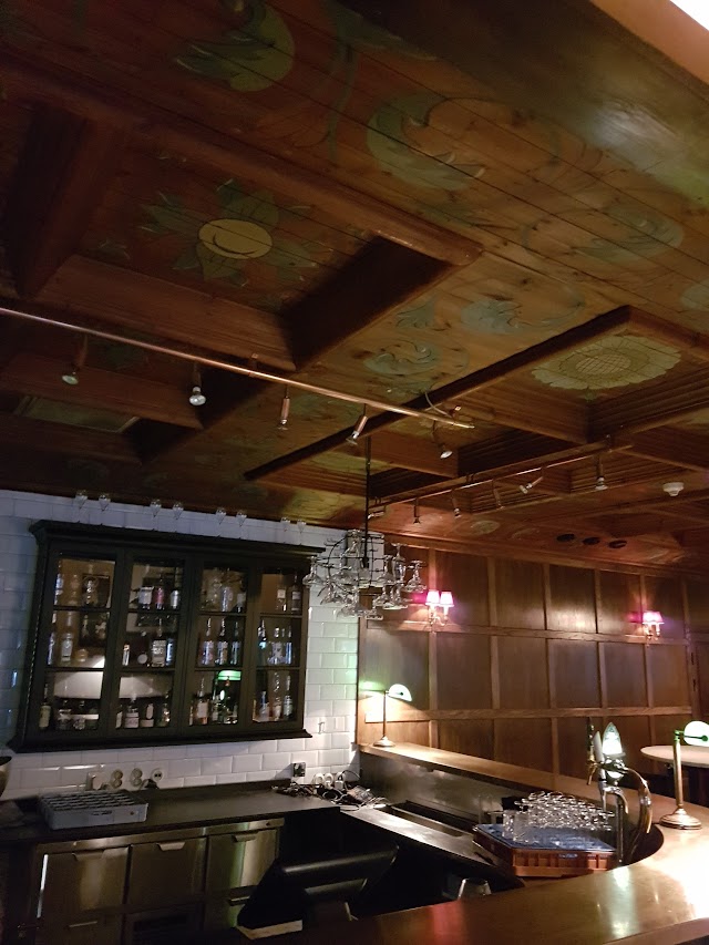 Vinbaren, Åregården