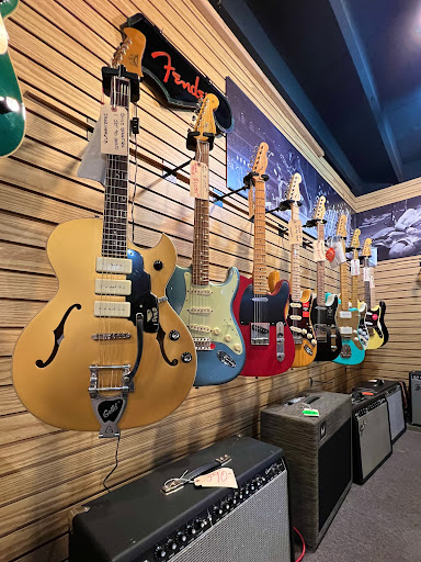 Willcutt Guitars Retail Shop - Thumbnail
