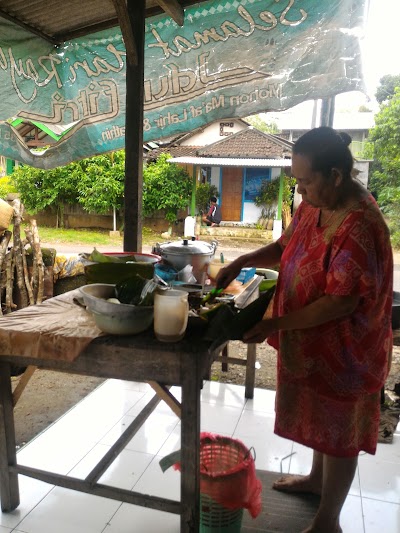 Photos of Rujak Sebeng Doko Uenak Dawet And Gorengan