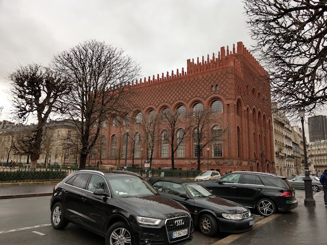 Institut d'Art et d'Archeologie