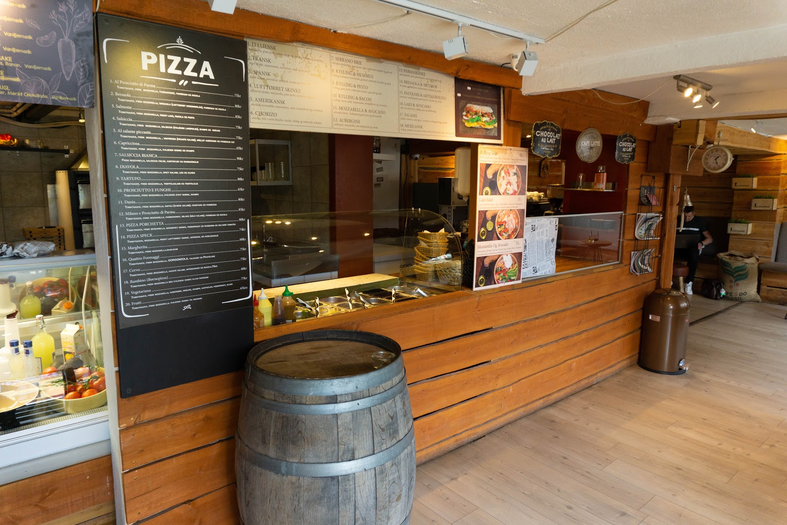Dania Sandwich & Pizza — photo 1