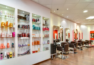 Photo n°21 de Just Hair Toulon - Coiffeur Toulon à La Garde (Salon de coiffure)