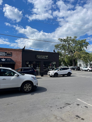 Downtown Wine And Sprits Gallery - United States