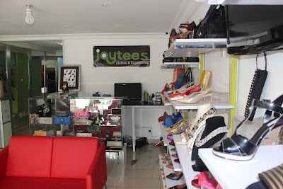 clothing-store