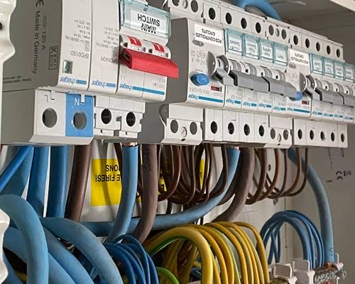 The Electrician Ipswich QLD - Thumbnail