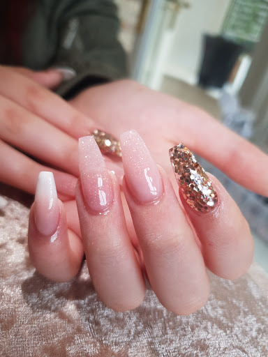 Taylor Faith - Thumbnail