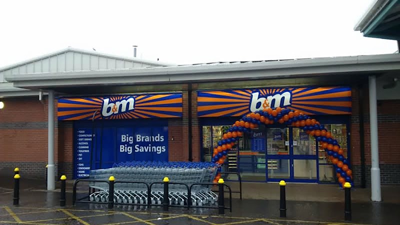 B&M Store photo 3