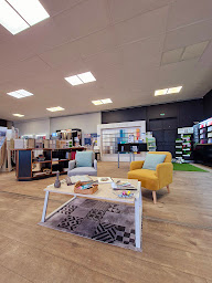 Photo n°16 de DELZONGLE Angoulême à Champniers (Magasin de papiers peints)