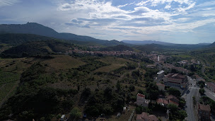 Photo n°2 de Mairie de Maury à Maury (Hôtel de ville)