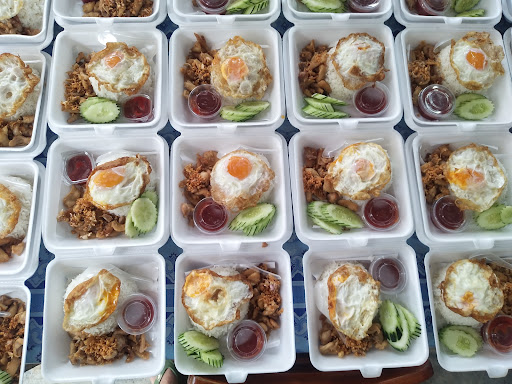 เกาะสมุยร้านขนมจีนครูเอ็ม