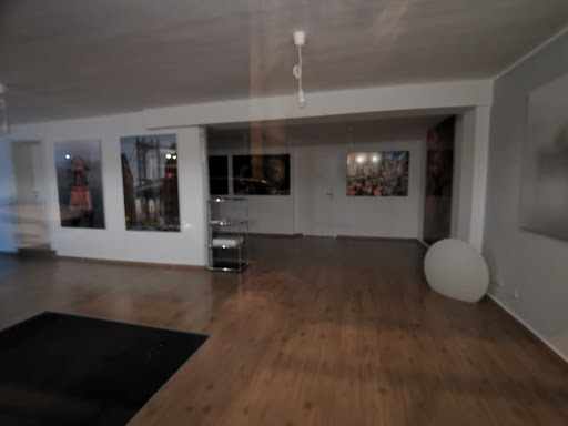 Inside Gallery - Thumbnail