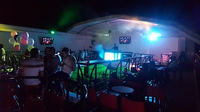 Photos of Niveles Club