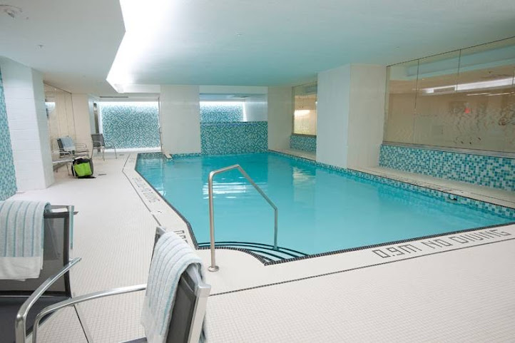 The Holman Grand Hotel by null