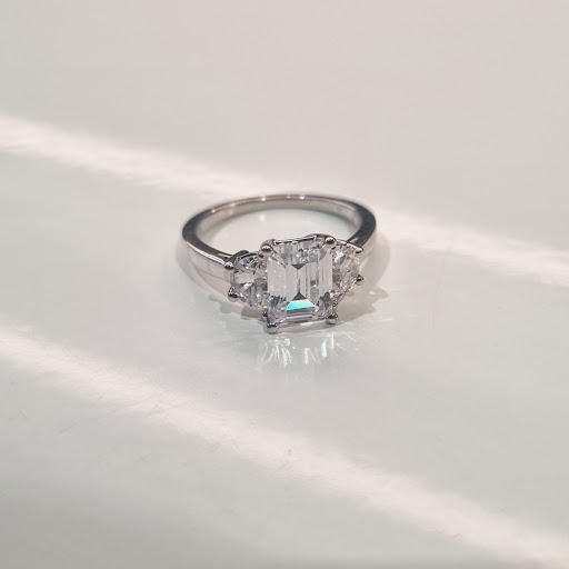 Polished Diamonds - Auckland Engagement Rings - Thumbnail