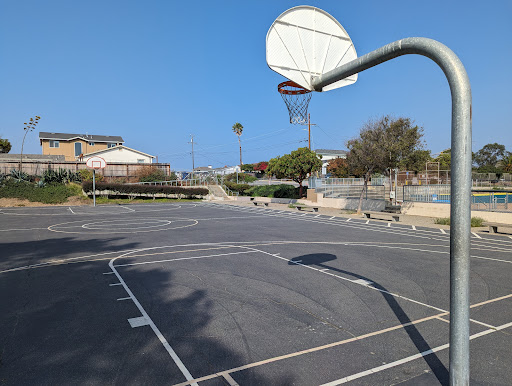Metz basketball court - Thumbnail