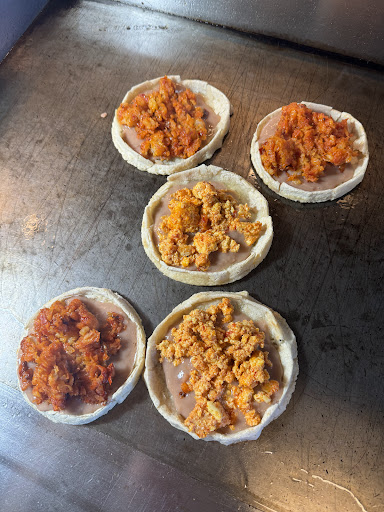 El Rhino Taco Cafe - Thumbnail