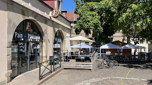 Photo n°1 de Boulangerie Pâtisserie Berg Welferding à Sarreguemines (Salon de thé)