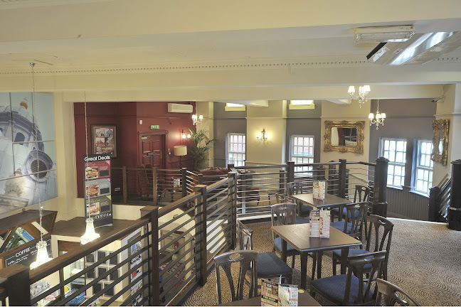 jdwetherspoon.com