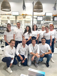 Mag. Job's Essenz Apotheke Leobersdorf ZIWA Leobersdorf, Europastraße 5/Top B7a, 2544 Leobersdorf, Österreich