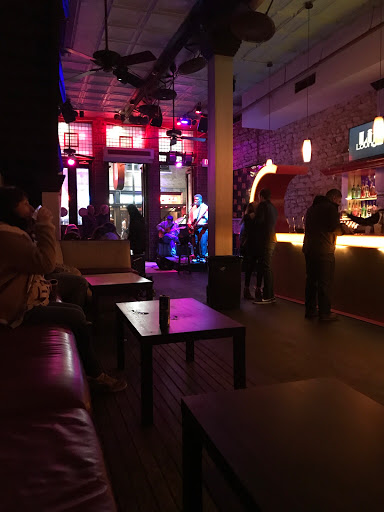 Lit Lounge - Visual