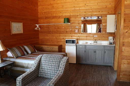 Anderson's Lodge - Visual